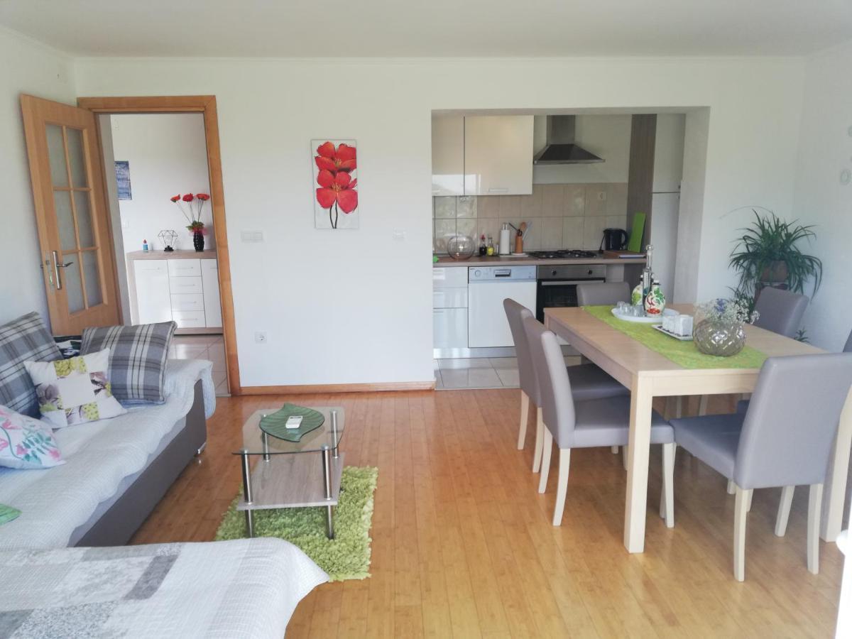 Apartment Boba Sinj Exteriér fotografie